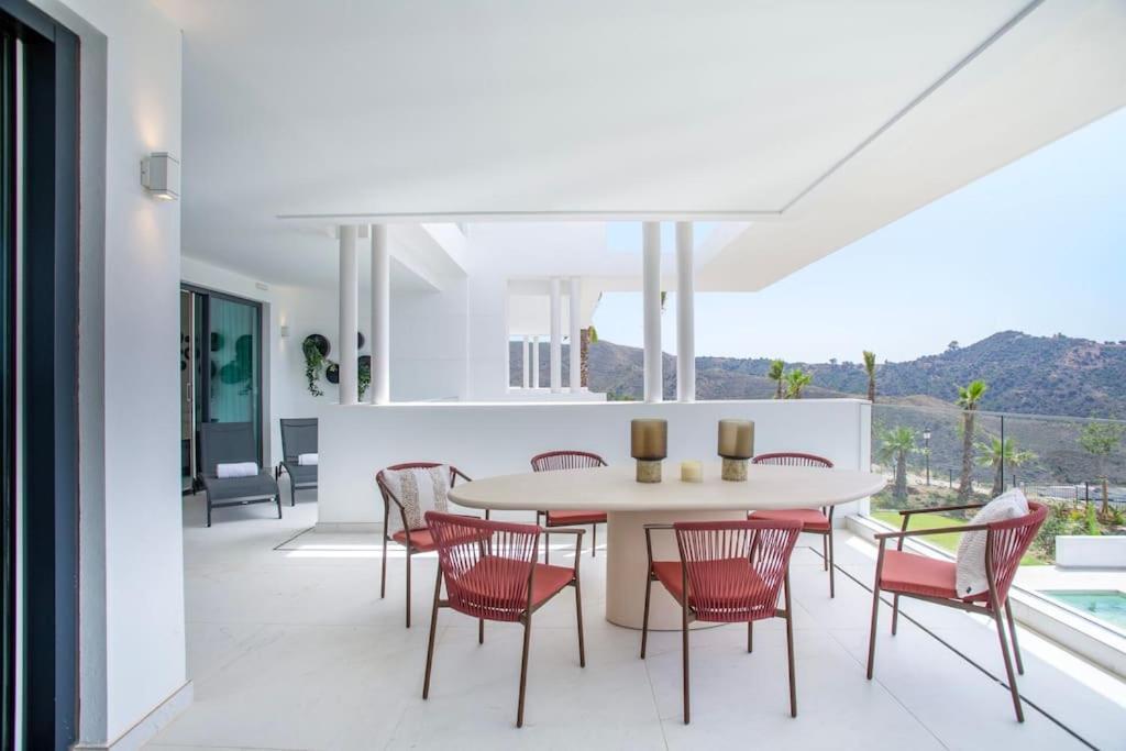 Apartamento Luxury With Jacuzzi Marbella