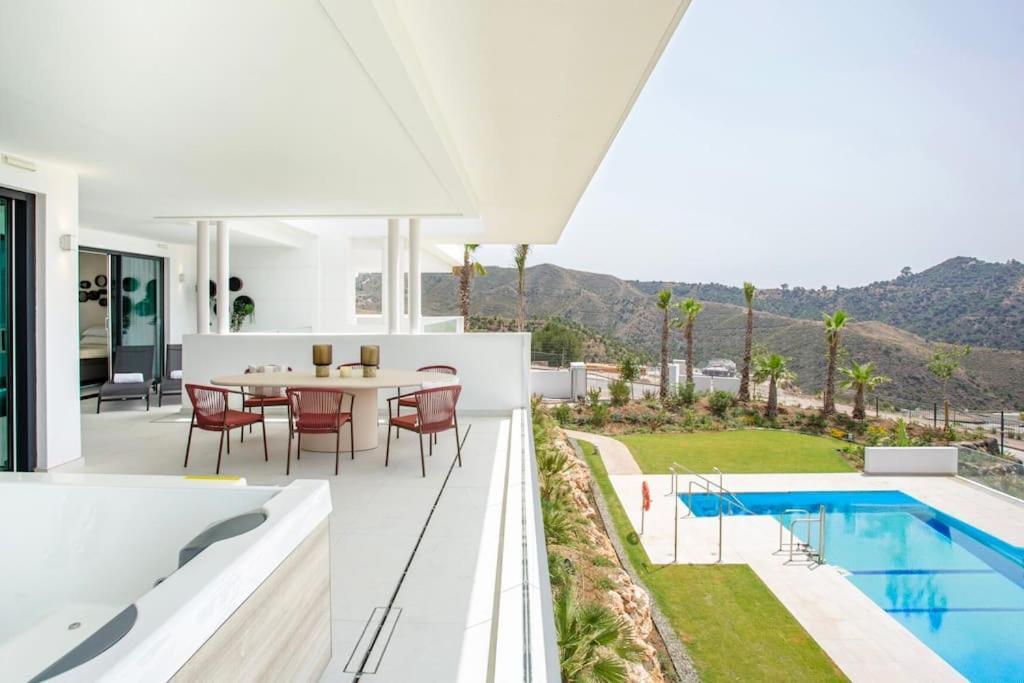 Luxury With Jacuzzi Apartamento